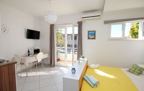 Apartments Maja - Unit 375087-13
