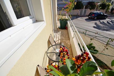 Apartments Maja - Unit 375087-13
