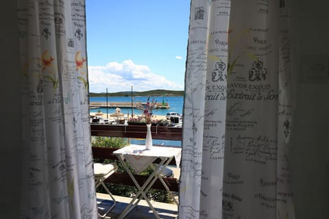 Apartment Mili Sea View Betina - Unit 372277-13