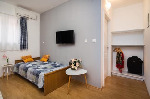 Apartments Ivo - Unit 375092-13