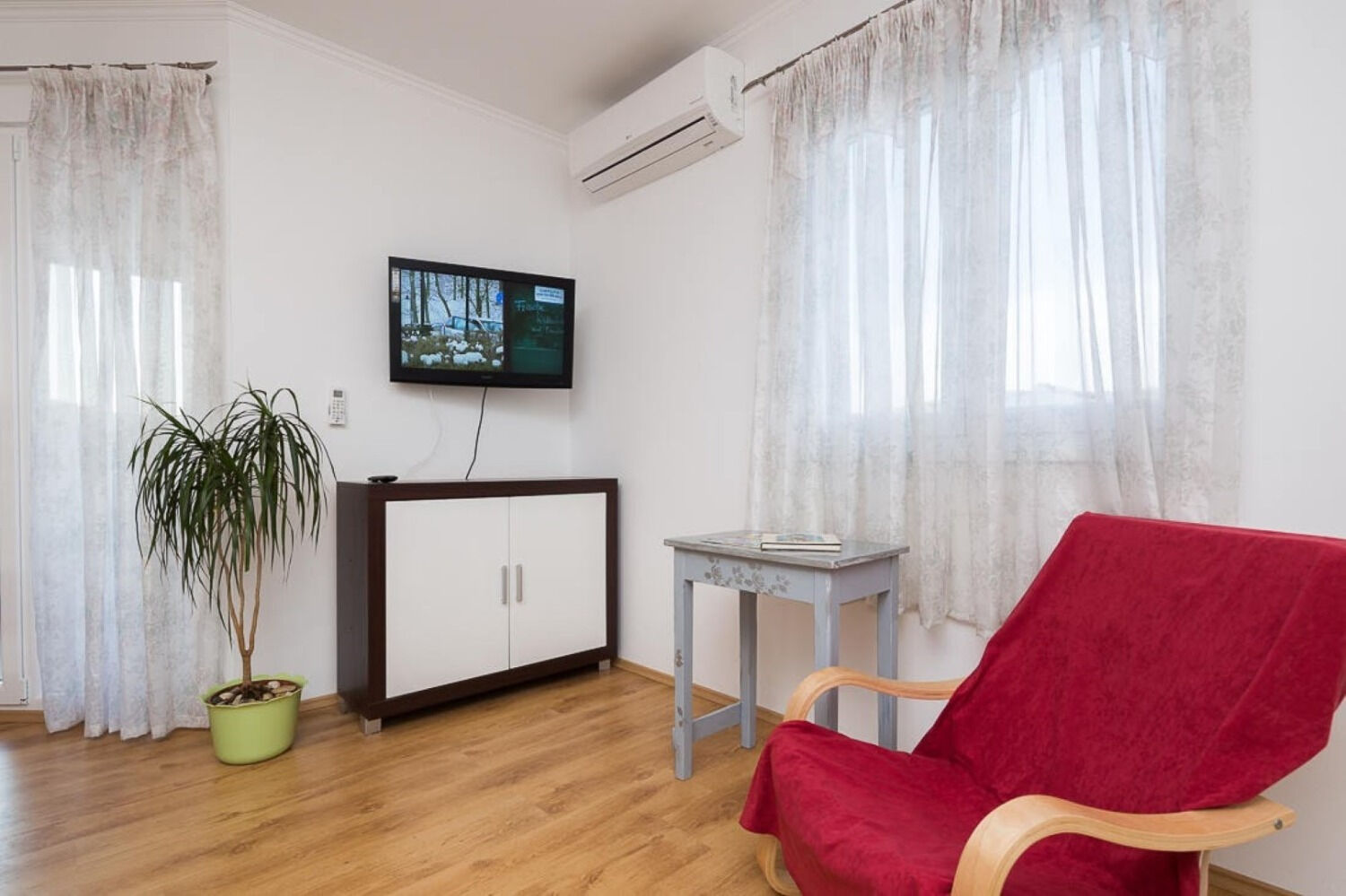 Apartments Ivo - Unit 375093-13