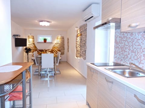 Apartments Sam - Unit 375122-13