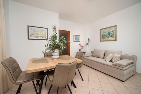 Apartments Josip - Unit 375172-13