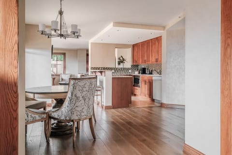Penthouse 617 Mountain Village Forbes 5 Star