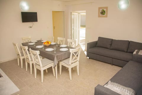 House Villa Karaga - Unit 375196-13
