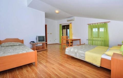 Rooms Marija - Unit 375207-13