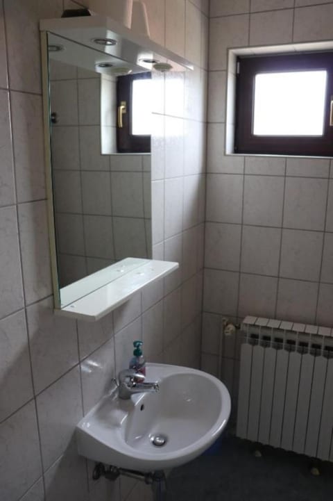 Rooms Marija - Unit 375210-13