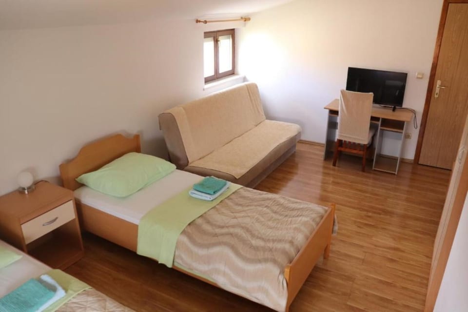 Rooms Marija - Unit 375210-13 - Croatia