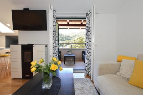 Apartment Leo - Unit 375211-13