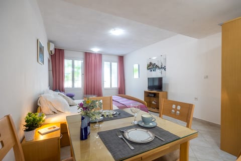 Apartments Josip II - Unit 375225-13
