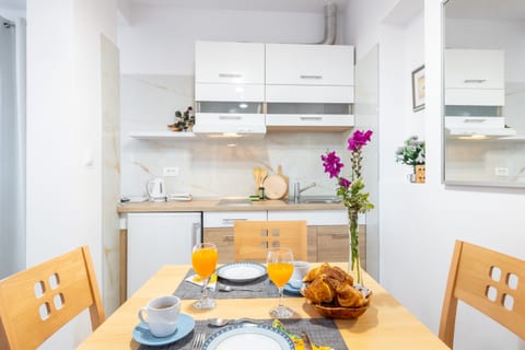 Apartments Josip II - Unit 375226-13