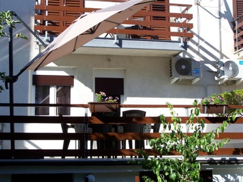 Apartments Maja - Unit 375246-13