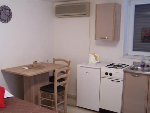 Apartments Maja - Unit 375247-13