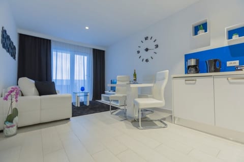 Apartments Luxury - Unit 375286-13