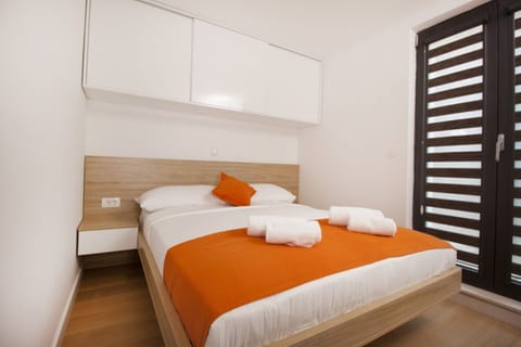 Apartments Maka - Unit 375293-13