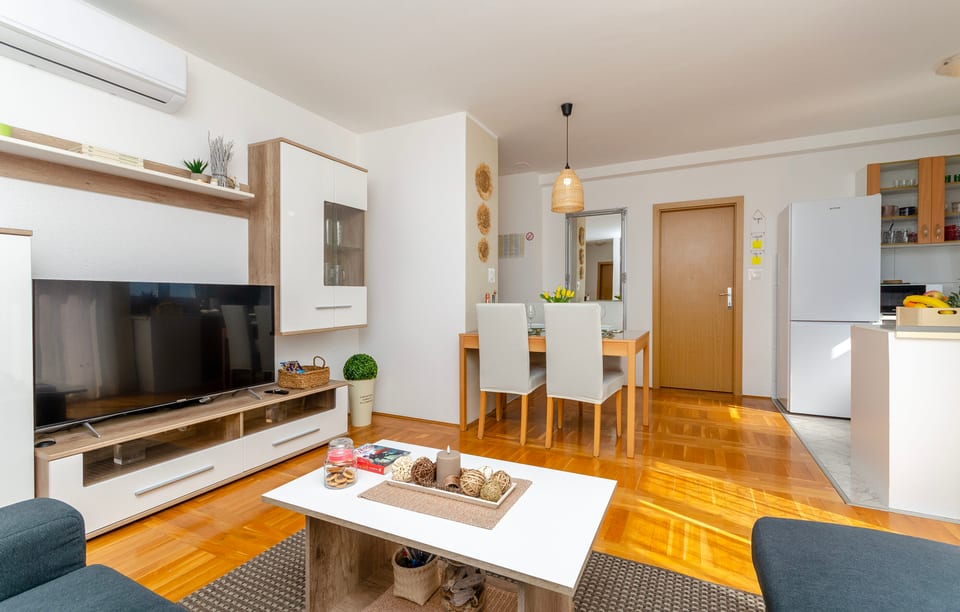 Apartment Slava - Unit 375295-13