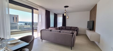 Apartments Mark 2 - Unit 375296-13