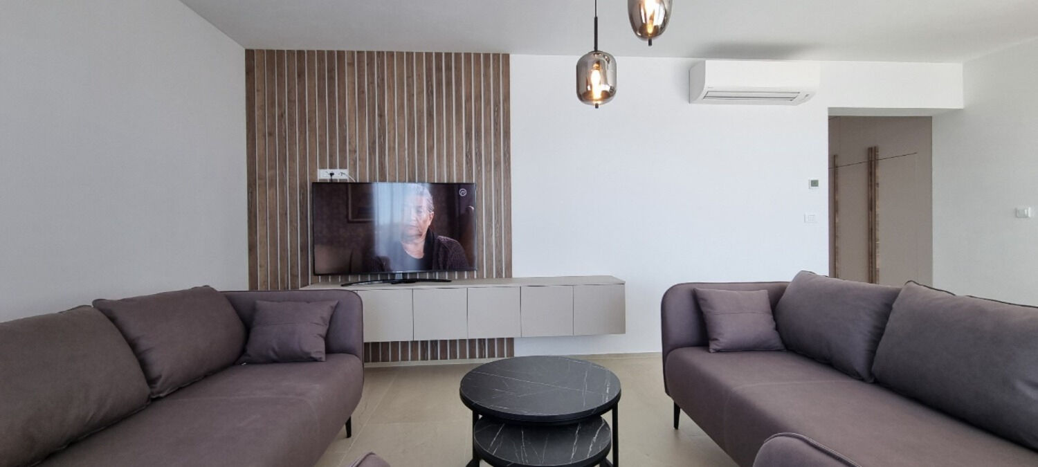 Apartments Mark 2 - Unit 375298-13