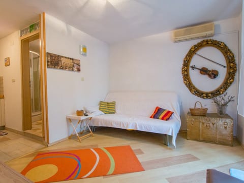 Apartment Kova - Unit 375352-13