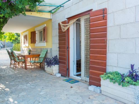 Apartment Kova - Unit 375352-13