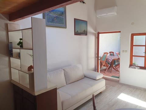 Apartment Kova - Unit 375826-13