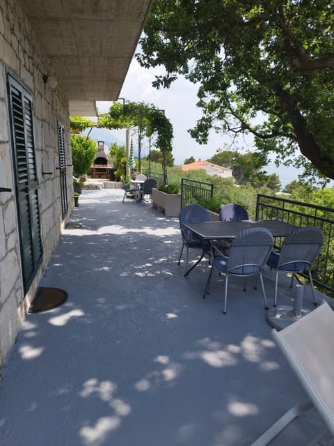 Apartments Mare - Unit 375376-13