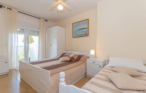 Apartments Nadica - Unit 375411-13