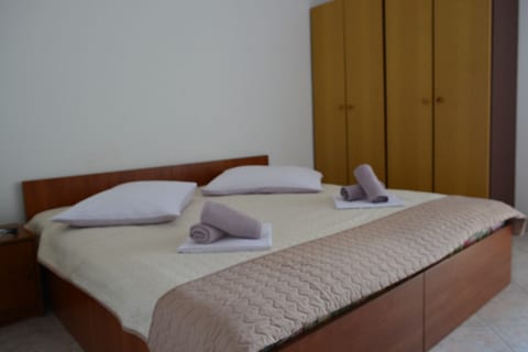 Apartment Maris - Unit 375433-13