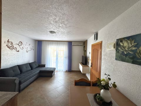 Apartments Maca - Unit 375436-13