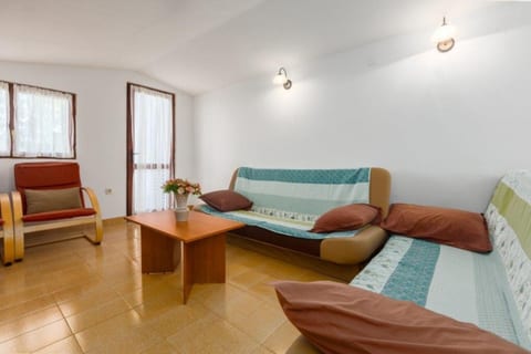 Apartment Lili - Unit 375454-13