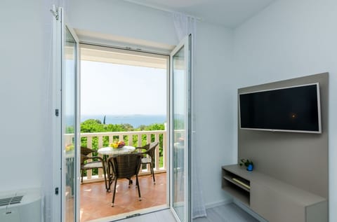 Apartments and Rooms Villa Bouganvillea - Unit 375470-13