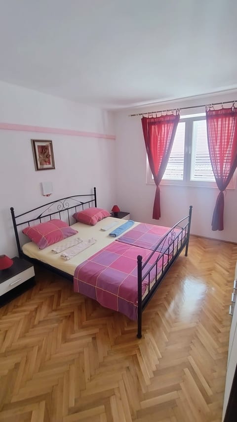 Apartments Dario - Unit 375480-13