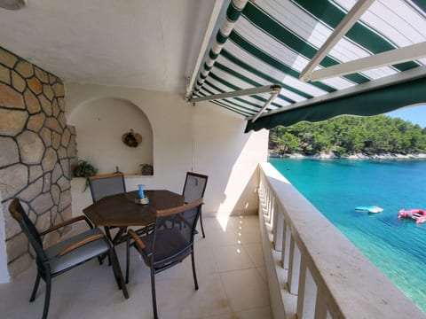 Apartments Villa Smokvina - Unit 375510-13