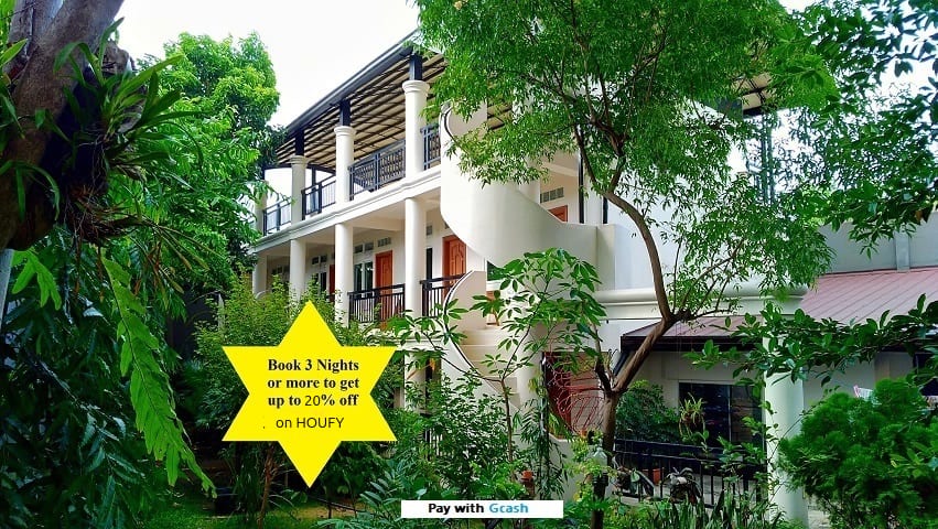 Separate Guest House Building with 5 "Hotel-style" Aircon rooms.