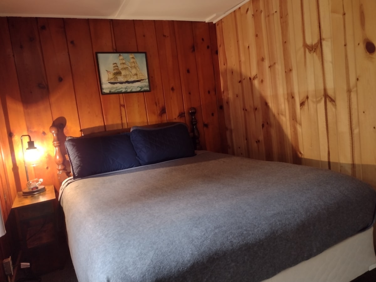 Berry Resort- Captain’s Quarters 