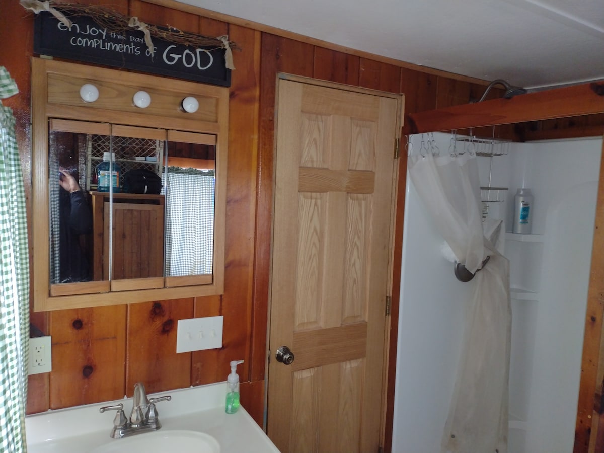 Berry Resort- Captain’s Quarters 