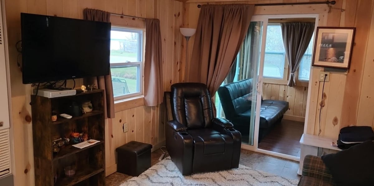 Berry Resort- Captain’s Quarters 