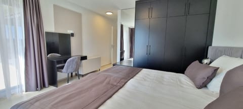 Apartments Mark 1 - Unit 375522-13