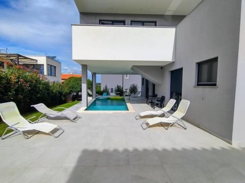 House Duša - Unit 375617-13