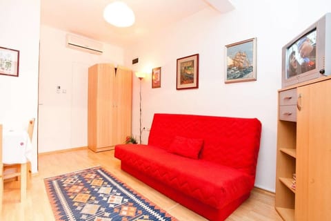 Apartments Miro - Unit 375629-13