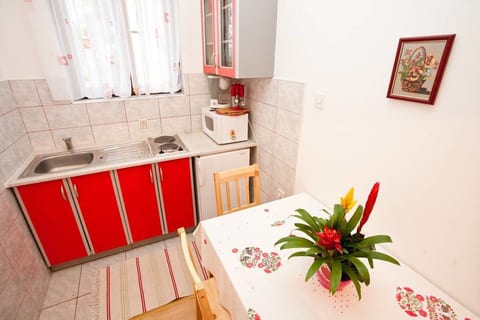 Apartments Miro - Unit 375629-13