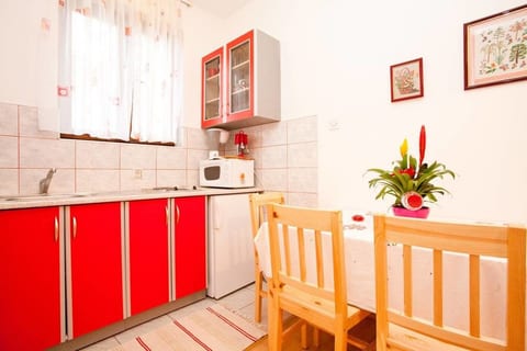 Apartments Miro - Unit 375629-13