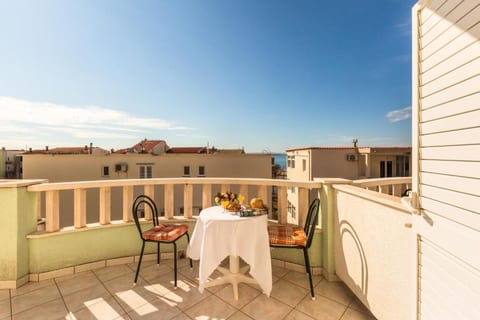 Apartments and Rooms Happiness - Unit 375641-13