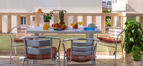 Apartments and Rooms Happiness - Unit 375636-13