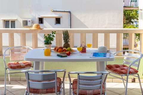 Apartments and Rooms Happiness - Unit 375636-13