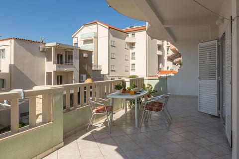 Apartments and Rooms Happiness - Unit 375636-13