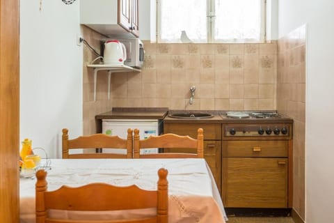 Apartments and Rooms Happiness - Unit 375637-13