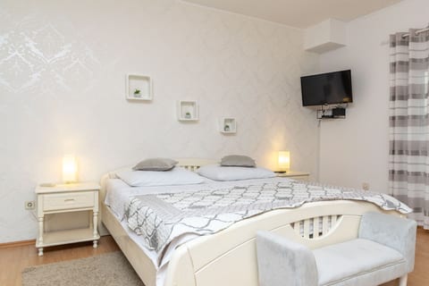 Apartments Knez - Unit 375743-13