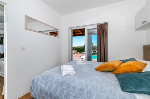 Villa Almond - Unit 376191-13
