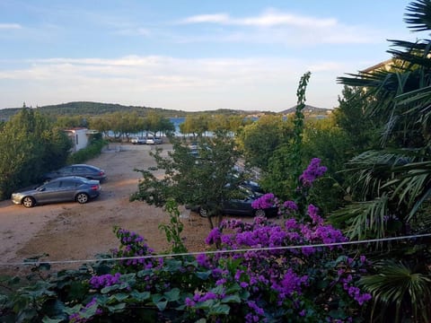 Apartments Beachfront Srima - Unit 376203-13
